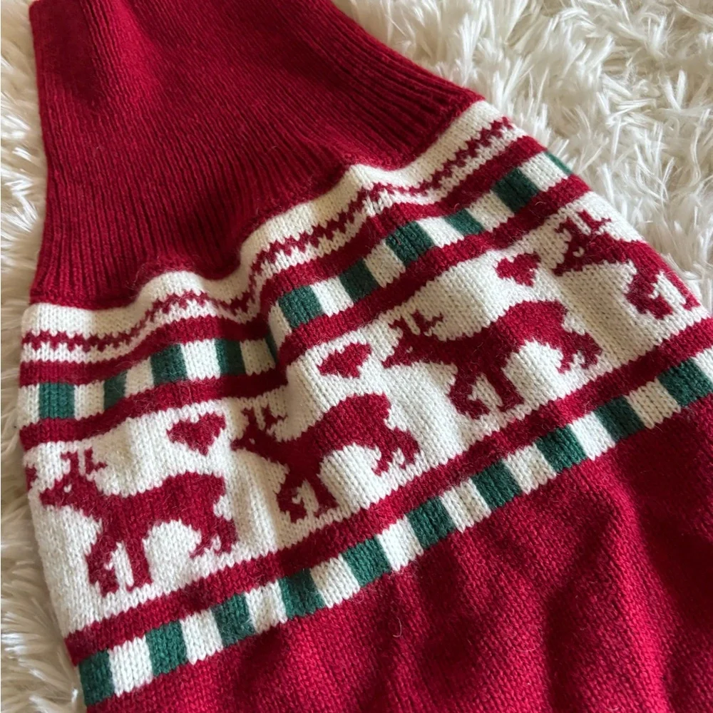 Petrage Scandinavian turtleneck sweater size large